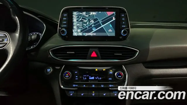 Hyundai Santafe 2019 — фото 15