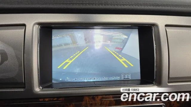 Jaguar XF 2013 — фото 16
