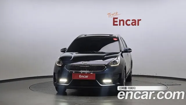 Kia Niro 2018 — фото 3