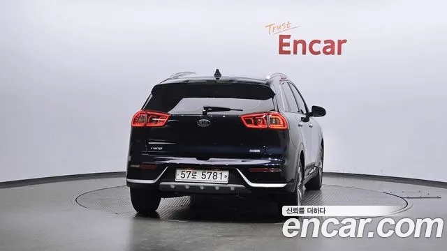 Kia Niro 2018 — фото 4