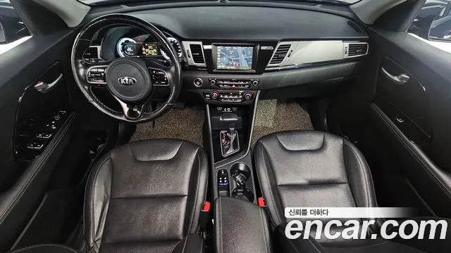 Kia Niro 2018 — фото 7