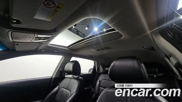 Kia Niro 2018 — фото 17