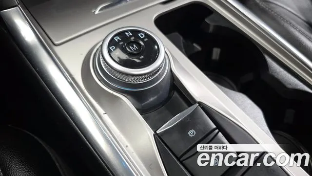 Ford Explorer 2020 — фото 9