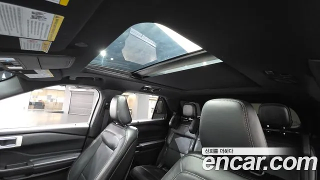 Ford Explorer 2020 — фото 15