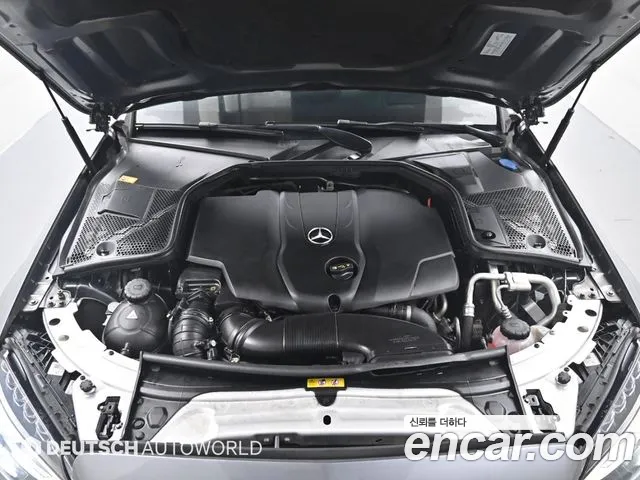 Mercedes-Benz C-Class 2017 — фото 6