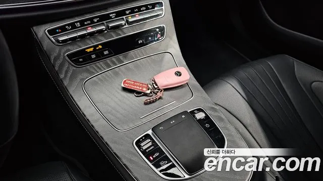 Mercedes-Benz CLS-Class 2021 — фото 16