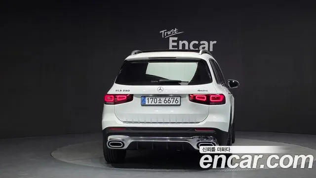 Mercedes-Benz GLB-Class 2020 — фото 4