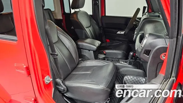 Jeep Wrangler 2017 — фото 10