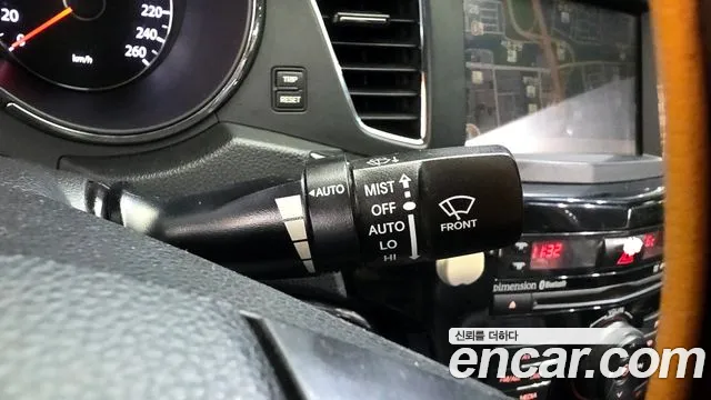 Kia K7 2011 — фото 10