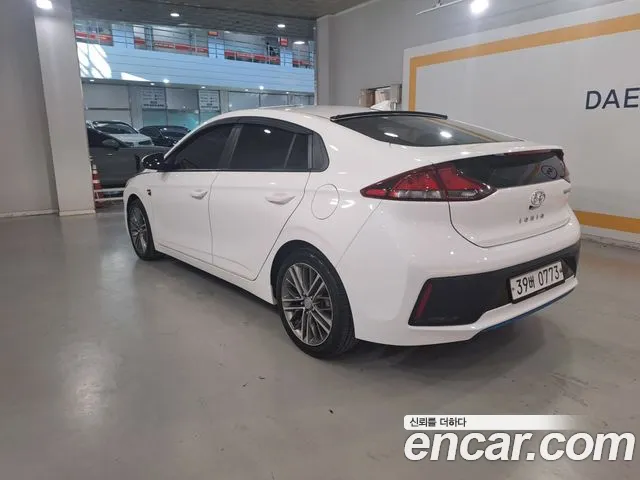Hyundai Ioniq 2016 — фото 4