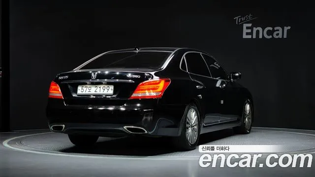 Hyundai Equus 2015 — фото 2