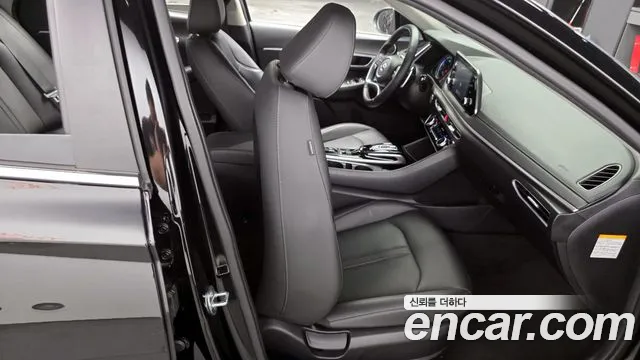 Hyundai Sonata 2022 — фото 12