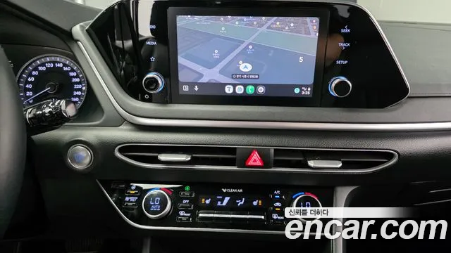 Hyundai Sonata 2022 — фото 17