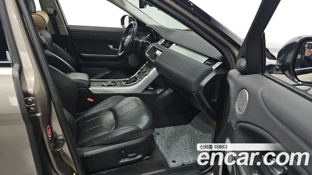 Land Rover Range Rover Evoque 2017 — фото 10