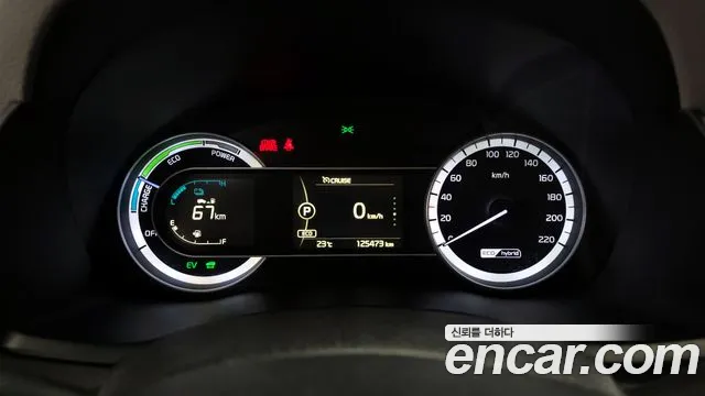 Kia Niro 2017 — фото 8