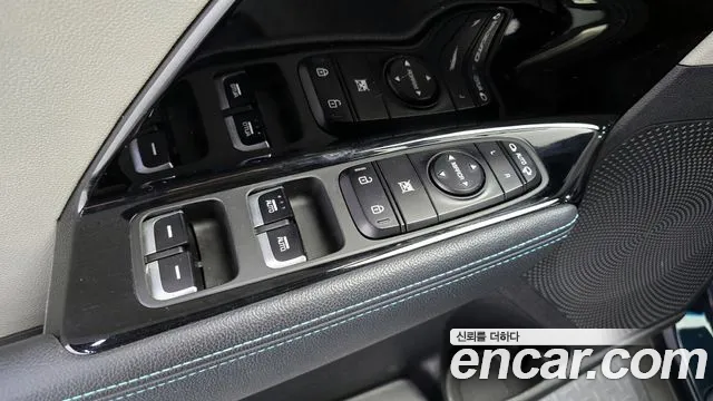 Kia Niro 2017 — фото 17