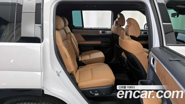 Hyundai Santafe 2024 — фото 12
