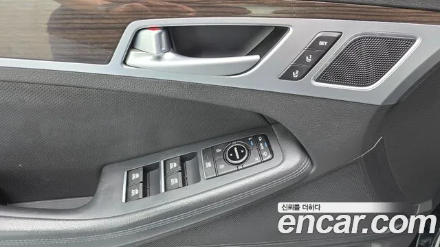 Genesis G80 2017 — фото 14