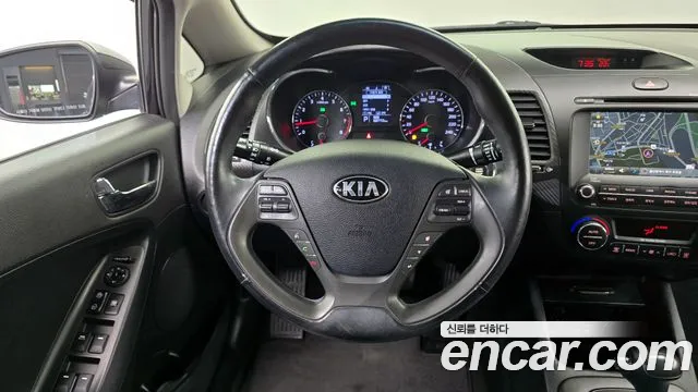 Kia K3 2015 — фото 14