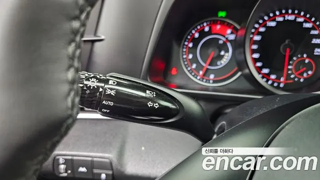 Hyundai AVANTE 2021 — фото 17