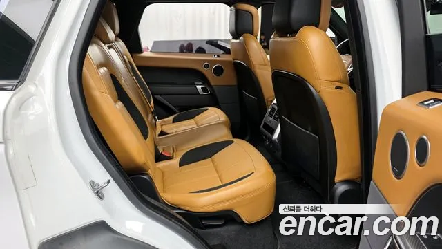 Land Rover Range Rover Sport 2019 — фото 11