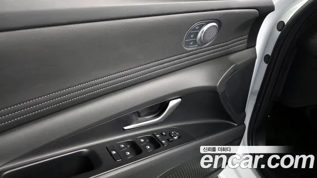 Hyundai AVANTE 2025 — фото 17