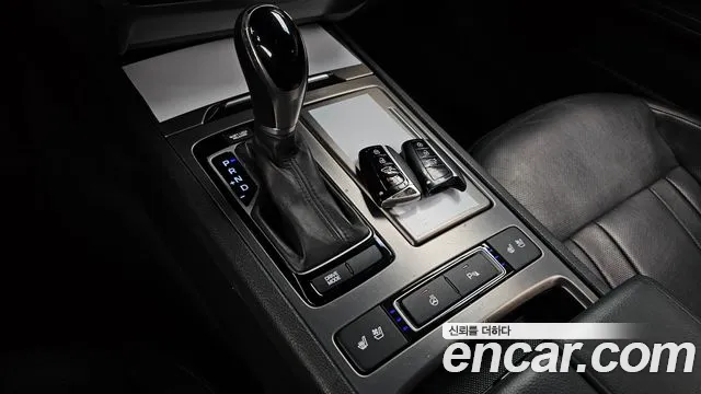 Hyundai Genesis 2015 — фото 9