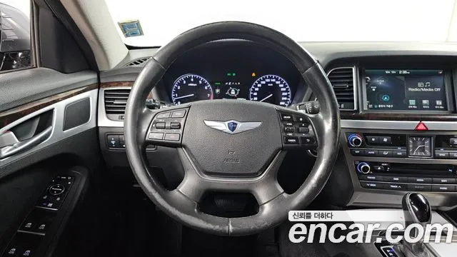 Hyundai Genesis 2015 — фото 15