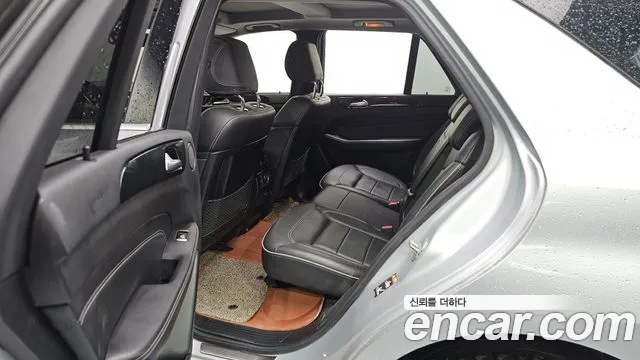 Mercedes-Benz M-class 2012 — фото 11