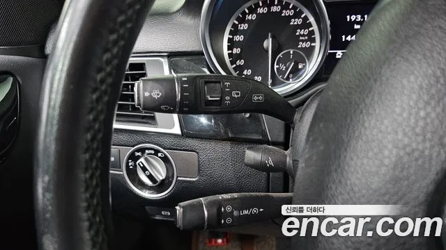Mercedes-Benz M-class 2012 — фото 14