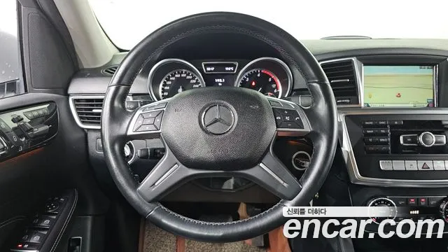 Mercedes-Benz M-class 2012 — фото 15