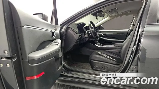 Hyundai Sonata 2021 — фото 10