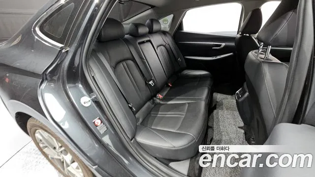 Hyundai Sonata 2021 — фото 12
