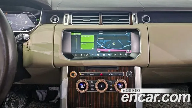 Land Rover Range Rover 2017 — фото 14
