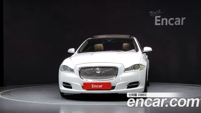 Jaguar XJ 2013 — фото 3