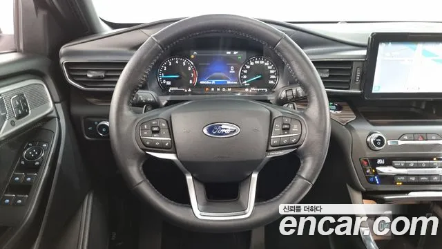 Ford Explorer 2020 — фото 13