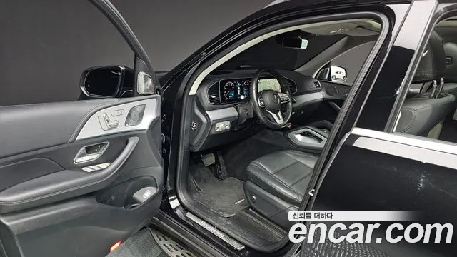 Mercedes-Benz GLE-Class 2021 — фото 10