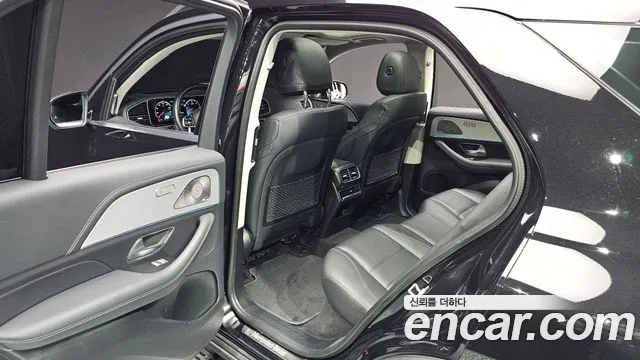 Mercedes-Benz GLE-Class 2021 — фото 11