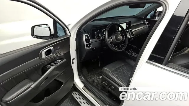 Kia Sorento 2023 — фото 11