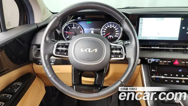 Kia Canival 2022 — фото 13