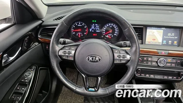 Kia K7 2016 — фото 13