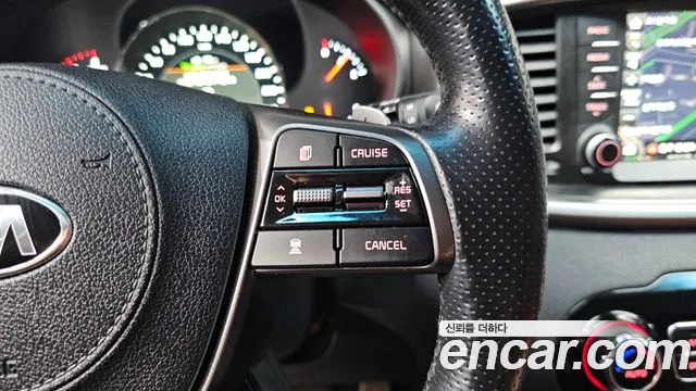 Kia Sorento 2019 — фото 10
