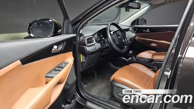 Kia Sorento 2019 — фото 11