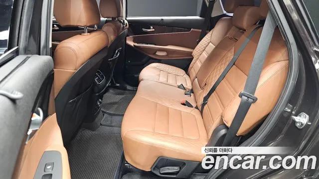Kia Sorento 2019 — фото 12