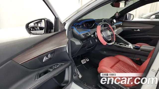 Peugeot 5008 2024 — фото 10