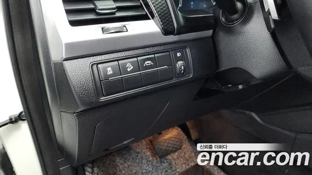 KG_Mobility_Ssangyong Rexton 2022 — фото 16