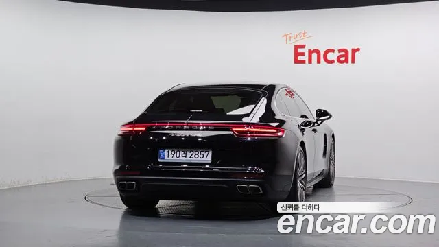 Porsche Panamera 2020 — фото 4