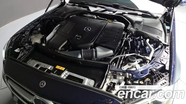 Mercedes-Benz C-Class 2022 — фото 6