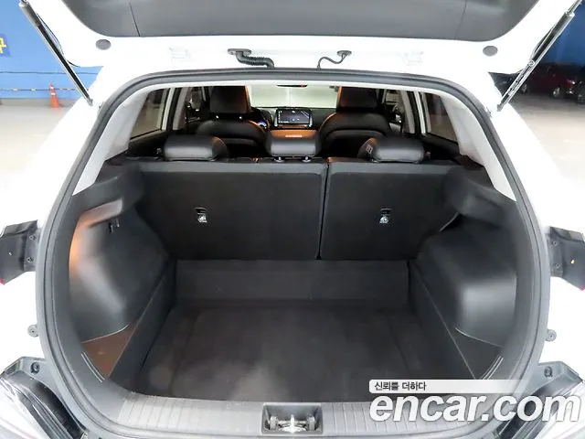 Hyundai Kona 2022 — фото 19