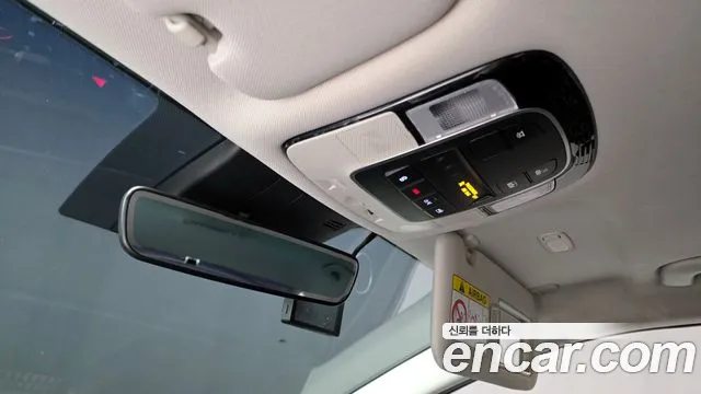 Hyundai Sonata 2021 — фото 17